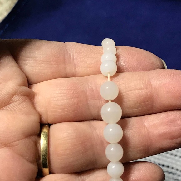 (2) 17" Strands - Vintage Czechoslovakia Round Glass Beads   Sized 2m up to 8mm - Picture 4 of 5